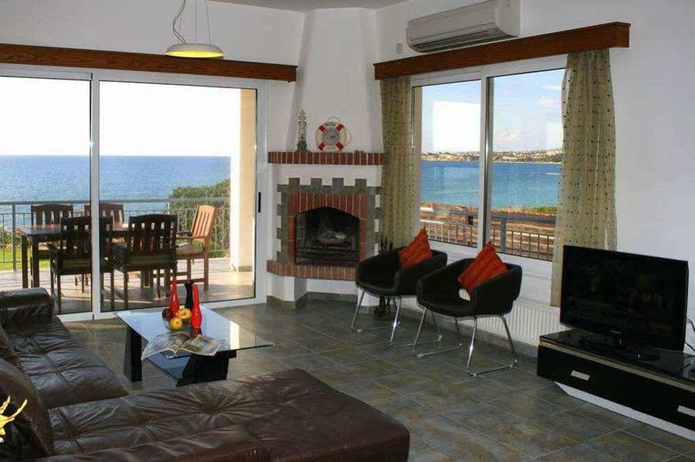 Blue Coral Beach Villas Paphos Kültér fotó