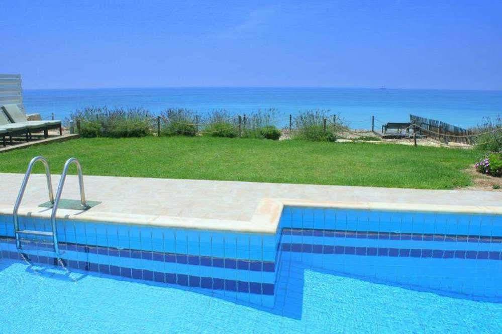 Blue Coral Beach Villas Paphos Kültér fotó